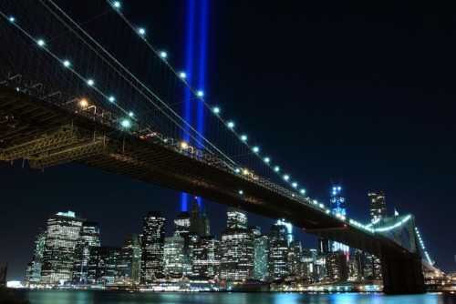 Fototapeta Brooklyn brigde i wieże światła, Nowy Jork