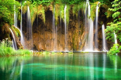 Fototapeta Piękne wodospady w parku narodowego Jeziora Plitwickie