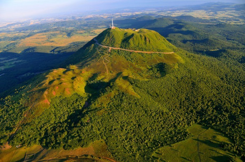 Fototapeta Puy de Dome i Park Wulkanów Owernii