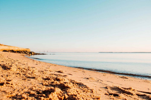 Fototapeta Zbiornik wodny, niebo i plaża