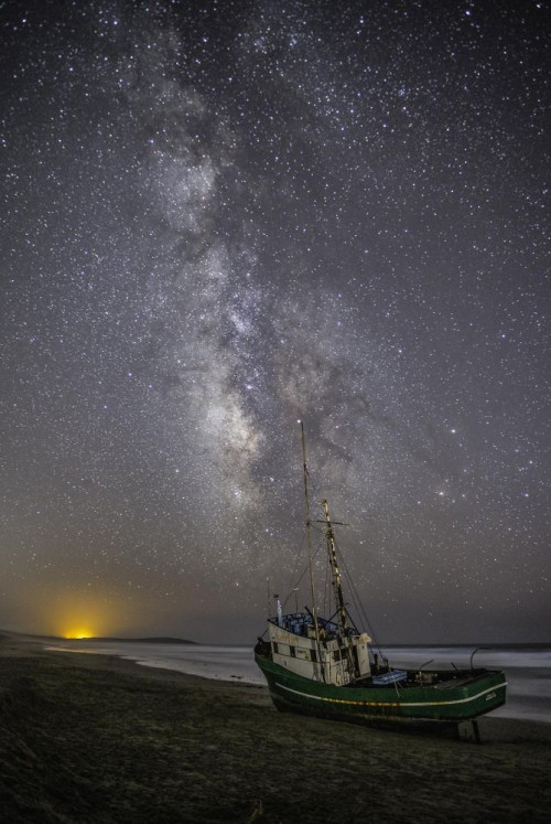 Fototapeta Niebo, pojazd i noc