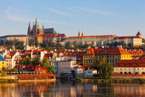 Fototapeta Panorama Pragi wcześnie rano