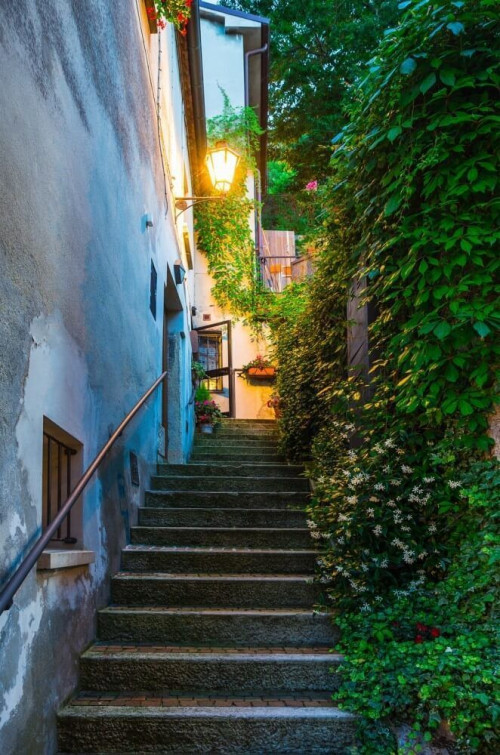 Fototapeta Stara uliczka w San Marino