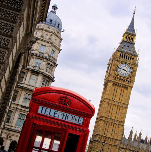 Fototapeta Wieża Big Ben i czerwona budka telefoniczna 