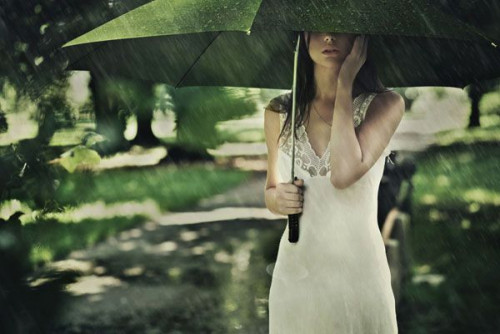 Fototapeta Dziewczyna pod parasolem